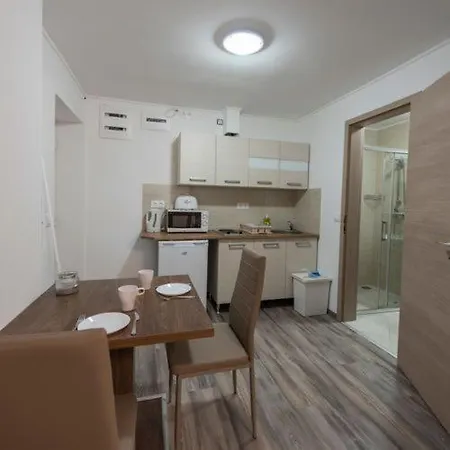 Hotel de apartamente Kikoeto Anna