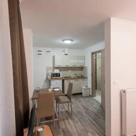 Kikoeto Anna Hotel de apartamente
